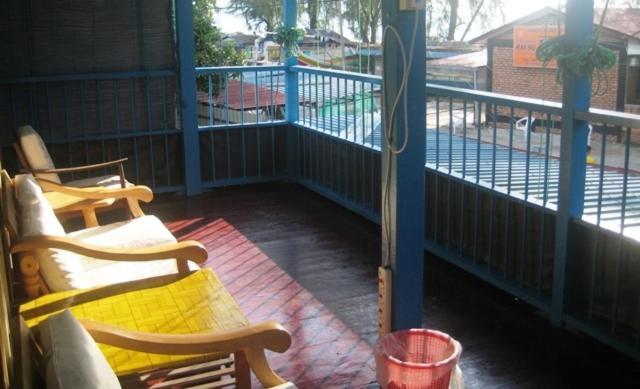 Et Budget Guest House Batu Feringgi Exterior foto